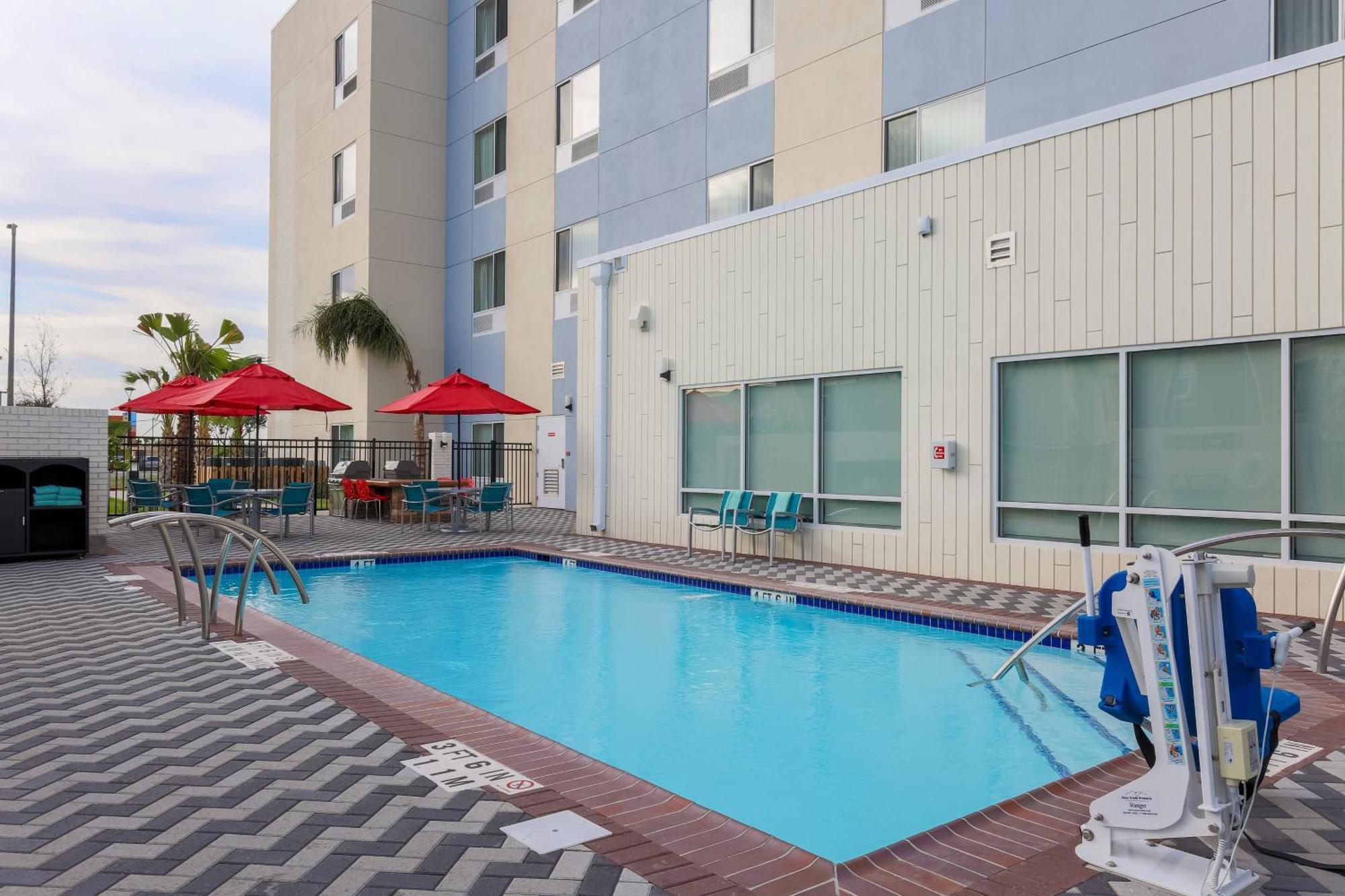 Towneplace Suites By Marriott Mcallen Единбург Екстериор снимка