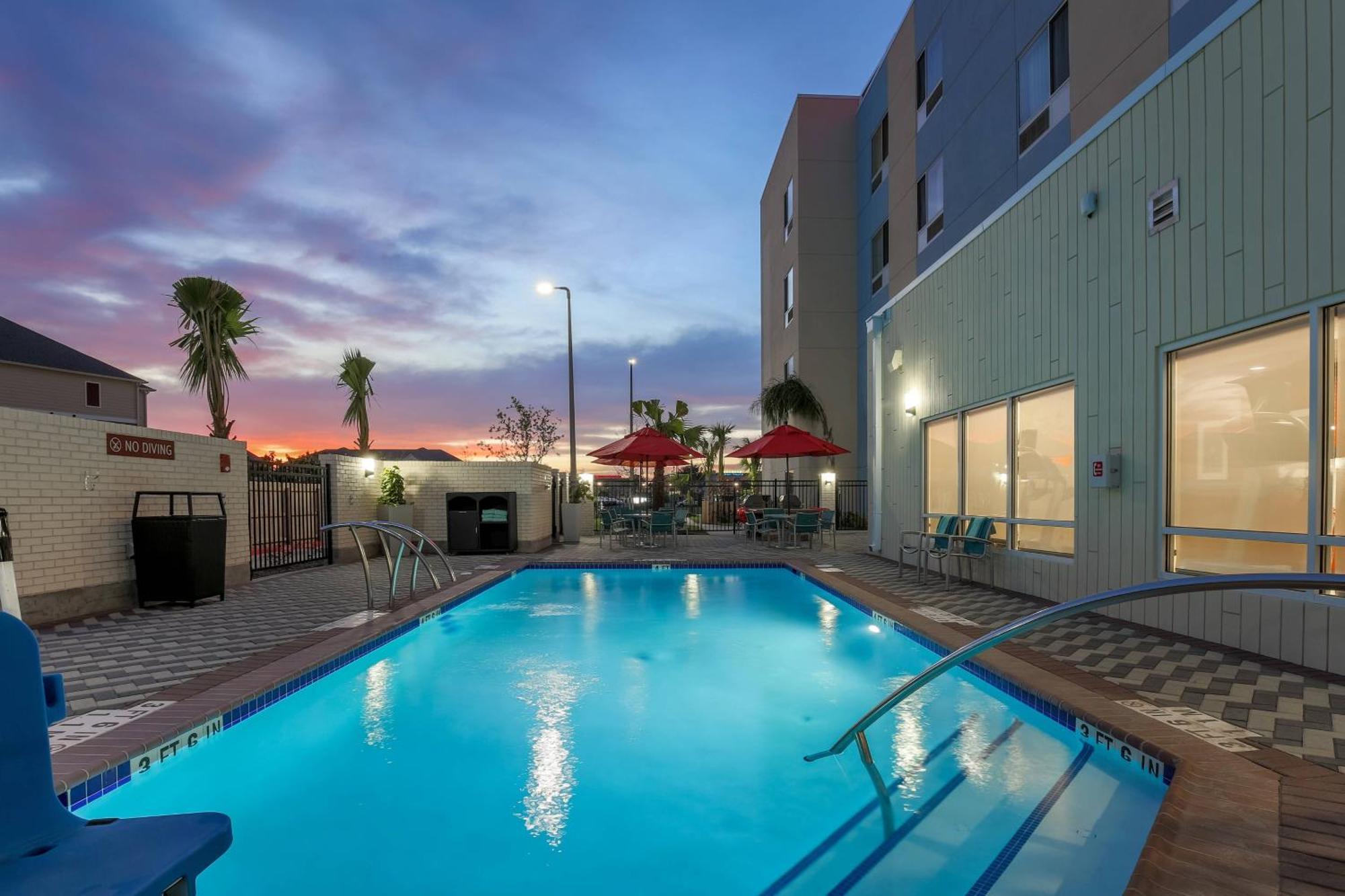 Towneplace Suites By Marriott Mcallen Единбург Екстериор снимка